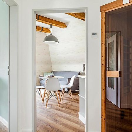 Harmonia Apartman Erkellyel Es Szaunaval Balatonfured Bagian luar foto